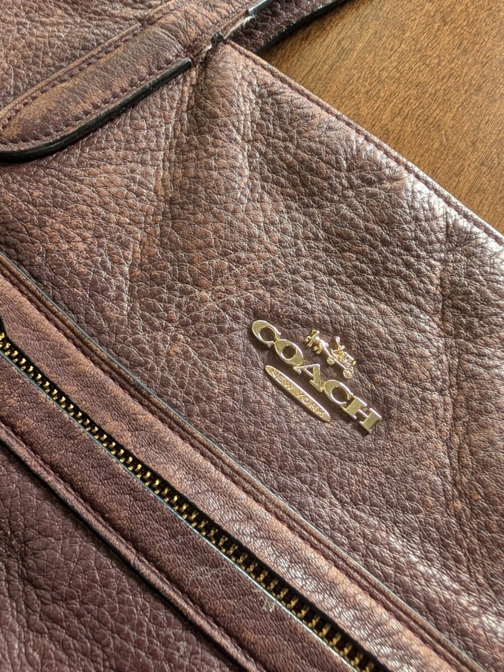 Coach tote in oxblood